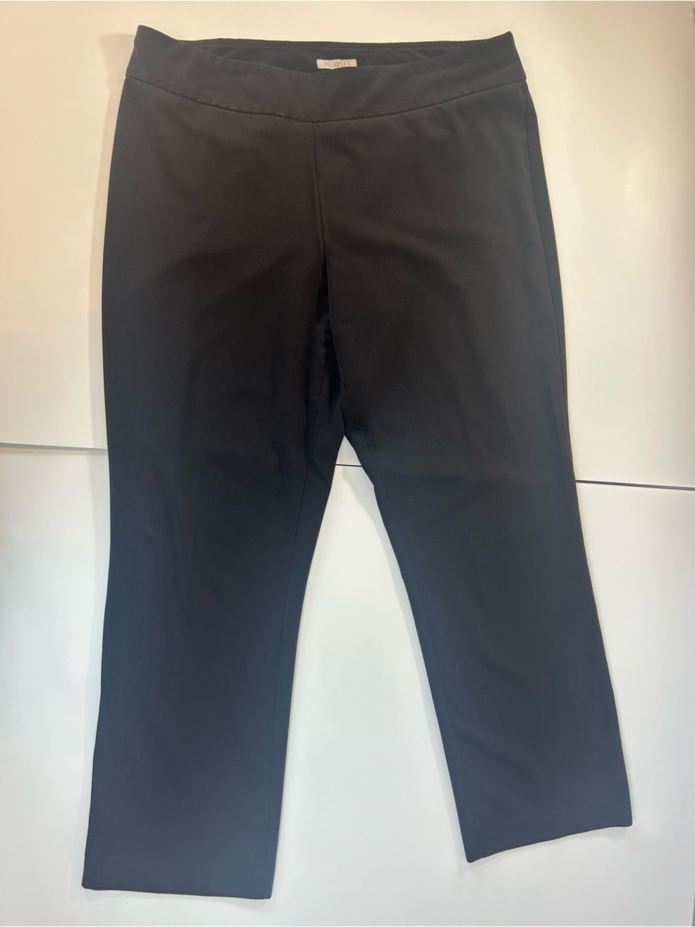 Toz & Ali Women’s Black Pull-On Dress Pants Size 16 Straight Leg Stretch Career